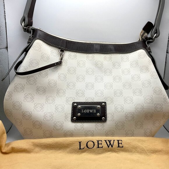 Loewe Handbags - LOEWE Shoulder Bag Crossbody Logo PVC Leather White + dust bag